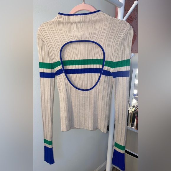 BDG Kiara Open-Back Sweater 💙💚 - Picture 6 of 7